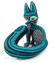Load image into Gallery viewer, Fox (Alebrije 13"x15"x9") grand master piece from Zeny Fuentes