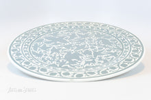 Load image into Gallery viewer, Round Tray Eagles 16"