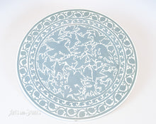 Load image into Gallery viewer, Round Tray Eagles 16"