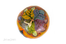 Load image into Gallery viewer, Guaje Eternal Spring 12"x10"