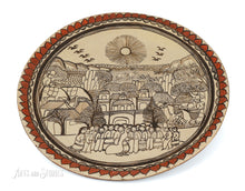 Load image into Gallery viewer, Plato paisaje Boda en el pueblo 12"