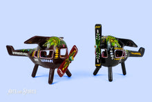 Load image into Gallery viewer, Flower planes 11"x 6"