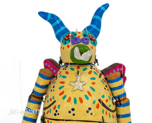 Load image into Gallery viewer, Puppets oso amarillo 20"x8"