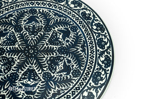 Circular Trays Diferent styles 16"