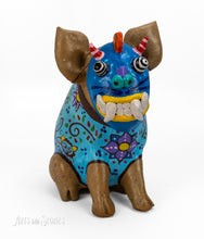 Load image into Gallery viewer, Pig w/mascara happy turquoise 10&quot;x6&quot;